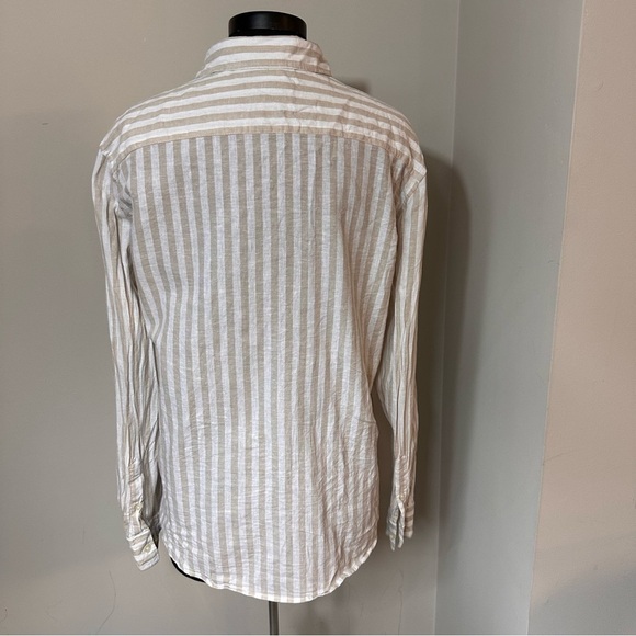 H&M Men’s Slim Fit Striped Button Down Long Sleeves Shirt in Size Medium - Picture 4 of 4